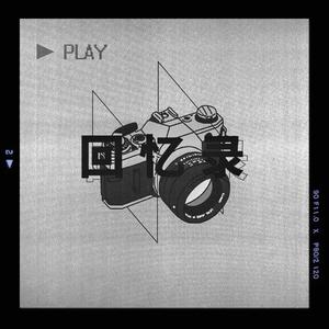 偷看女同学小嫩嫩奶头
