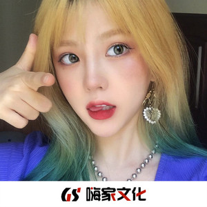 偷看女同学小嫩嫩奶头
